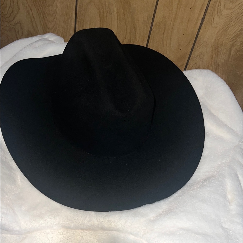 Stetson Gold and Cream Hat Interior - Picture 3 of 6